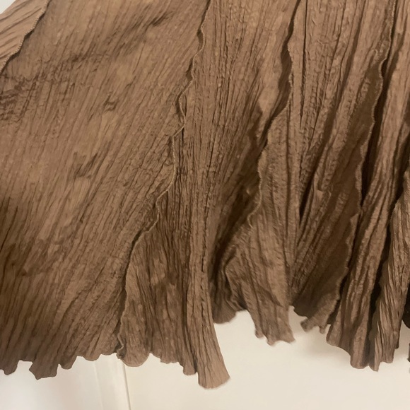 Gorgeous Brown/ Tan Long Flowy Layered Skirt - Picture 5 of 7